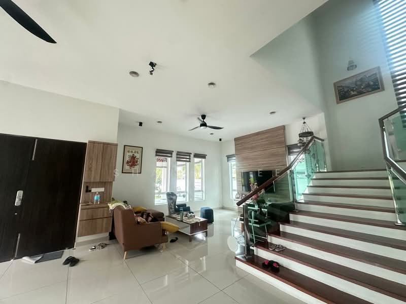 Bungalow for Sale in Taman Kluang Indah (Kluang) - Shanel Tee - Living Room - PropertyGuru.com.my