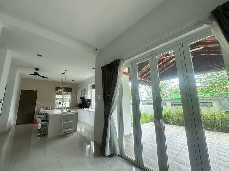 Bungalow for Sale in Taman Kluang Indah (Kluang) - Shanel Tee - Kitchen - PropertyGuru.com.my