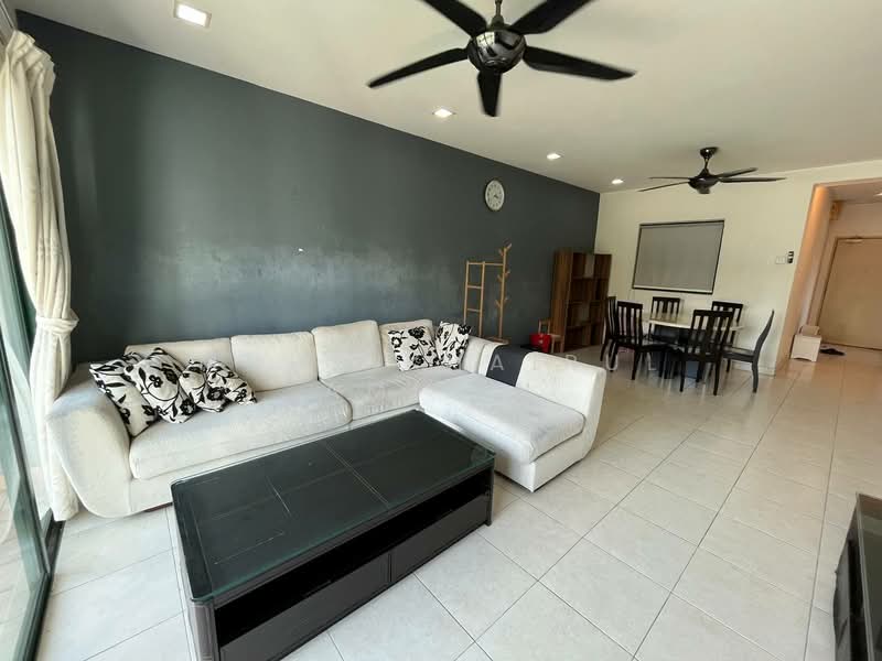 Condominium for Sale at Changkat View - Mohd Khairul Amilin - Living Room - PropertyGuru.com.my