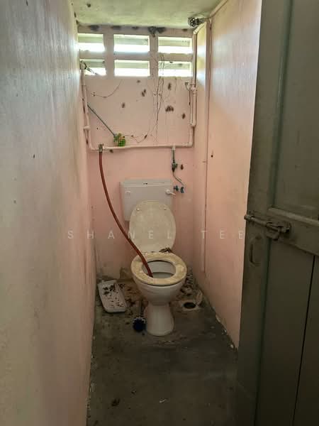 Bungalow for Sale in Kluang (Johor) - Shanel Tee - Bathroom - PropertyGuru.com.my