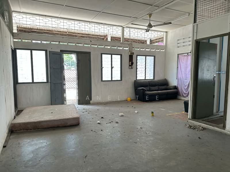 Bungalow for Sale in Kluang (Johor) - Shanel Tee - Living Room - PropertyGuru.com.my