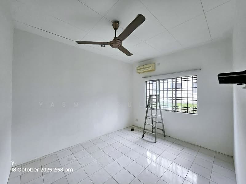 Bungalow for Sale in Kota Perdana (Seri Kembangan) - Yasmin Sulaiman - PropertyGuru.com.my