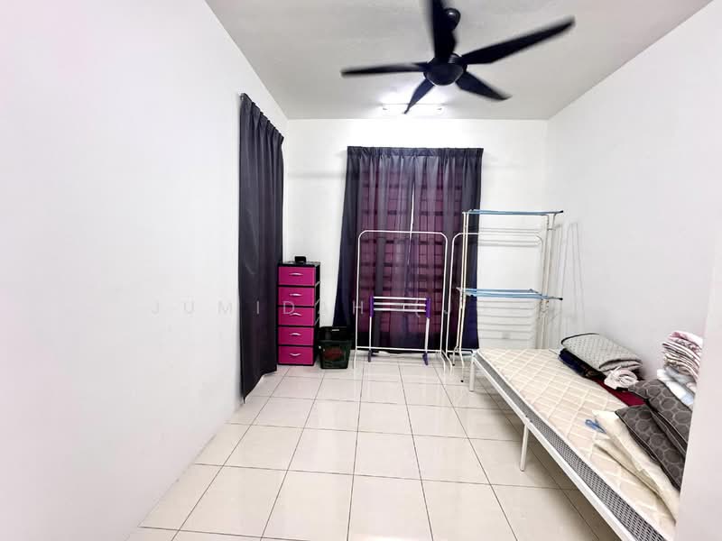 Apartment for Sale at Puncak Hijauan - JUMIDAH (JUE) - Bedroom - PropertyGuru.com.my