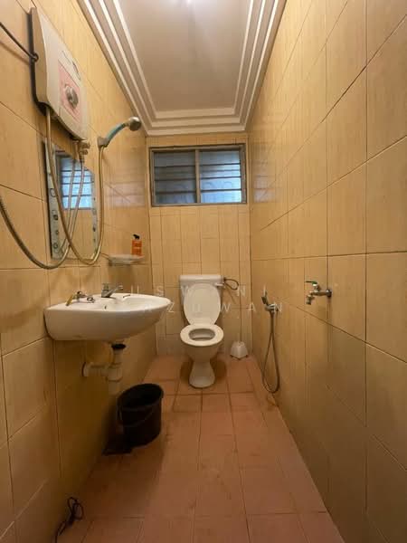 Taman Asa Jaya untuk Untuk Dijual - RM 470,000, Mac 2026 - Bathroom - PropertyGuru.com.my