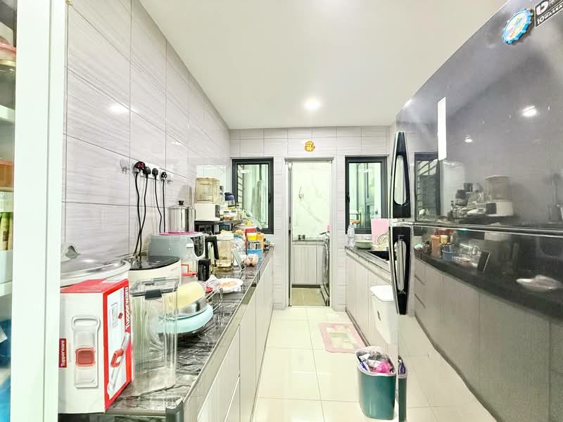 Service Residence for Sale at Symphony Tower (Menara Simfoni) - Deeya Yusof - Kitchen - PropertyGuru.com.my