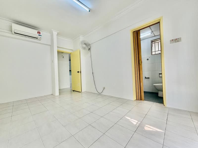 Condominium for Sale at Warisan City View - AIMAN ZUHDI - Interior - PropertyGuru.com.my