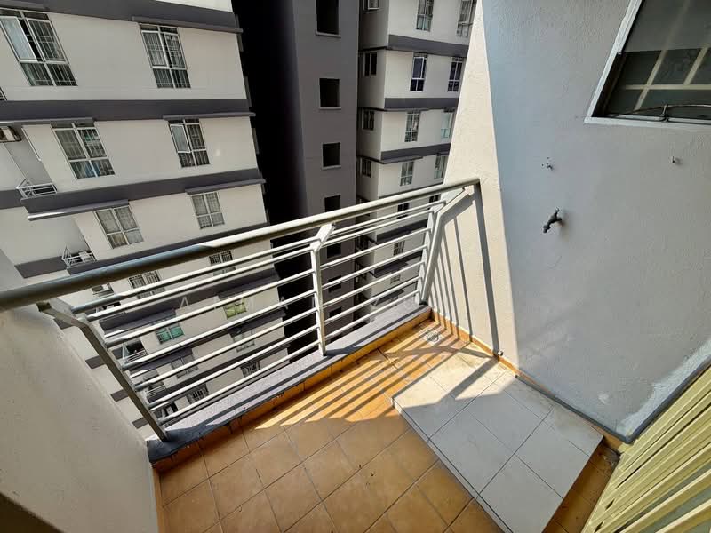 Condominium for Sale at Warisan City View - AIMAN ZUHDI - Balcony - PropertyGuru.com.my