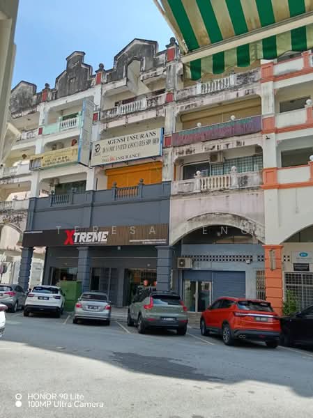 Shop for Sale in Klang (Selangor) - Teresa Teng - Exterior - PropertyGuru.com.my
