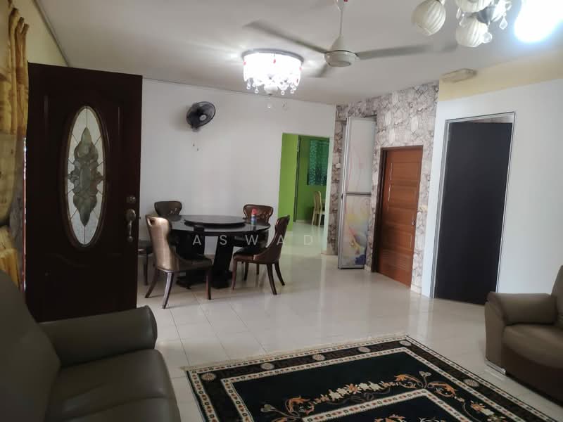 Taman Bandar Cassia, Batu Kawan untuk Untuk Dijual - RM 495,000, Feb 2026 - Living Room - PropertyGuru.com.my