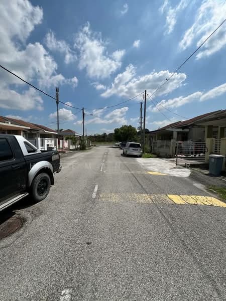 [Semi Detached - 32x70] 1-Storey SP9 (Type Magenta) Bandar Saujana Putra untuk Untuk Dijual - RM 435,000, Apr 2026 - Exterior - PropertyGuru.com.my