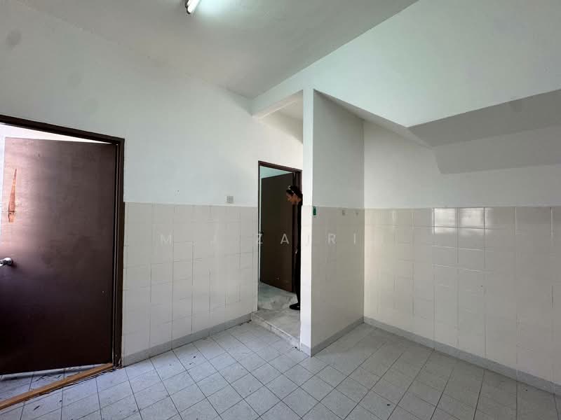 2-storey Terraced House for Sale in Taman Mega Jaya (Ampang) - M.J Zairin - Interior - PropertyGuru.com.my
