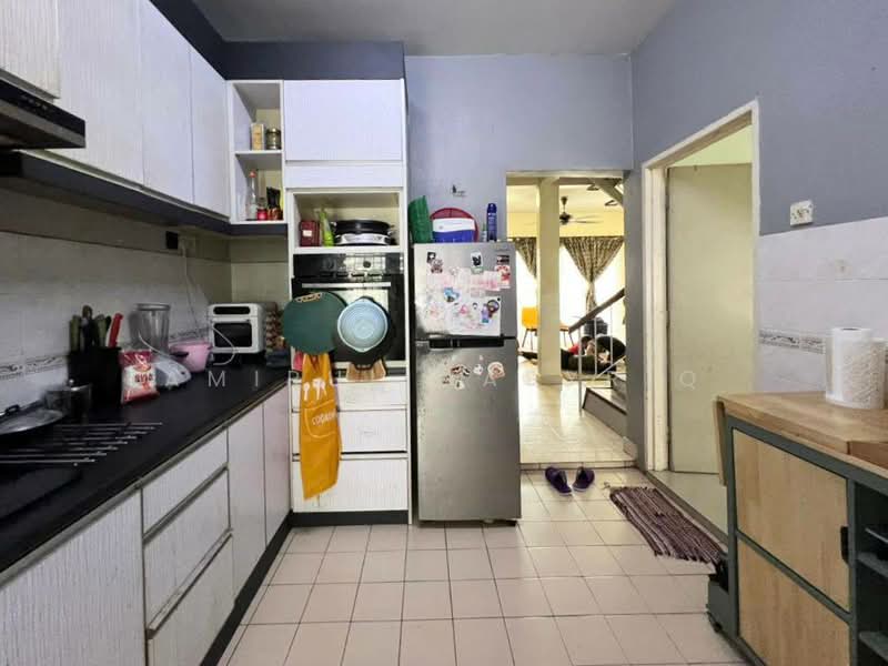 Taman Subang Murni untuk Untuk Dijual - RM 530,000, Mac 2026 - Kitchen - PropertyGuru.com.my