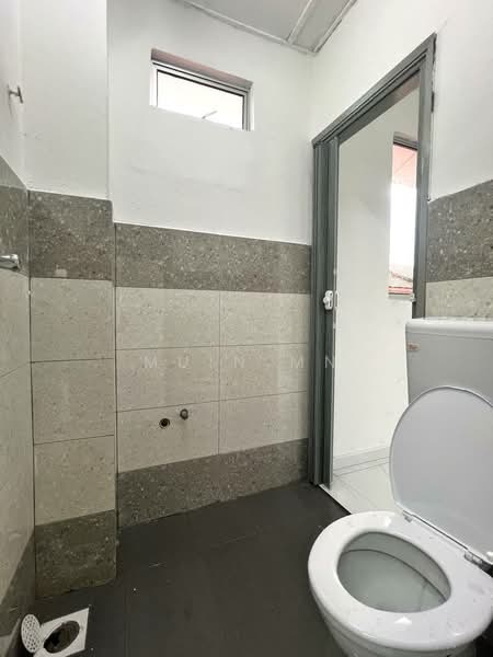 Bukit Sentosa untuk Untuk Dijual - RM 405,000, Feb 2026 - Bathroom - PropertyGuru.com.my