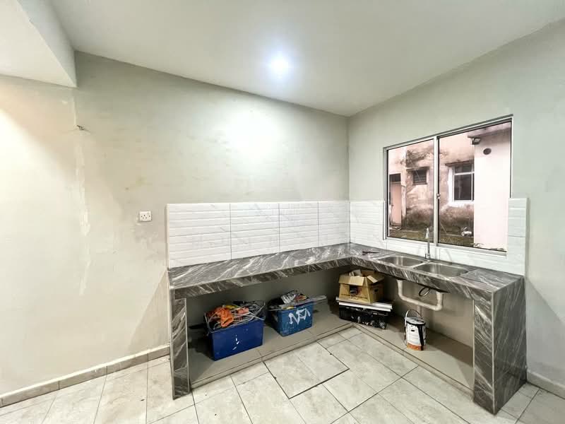 Bukit Sentosa untuk Untuk Dijual - RM 405,000, Feb 2026 - Kitchen - PropertyGuru.com.my