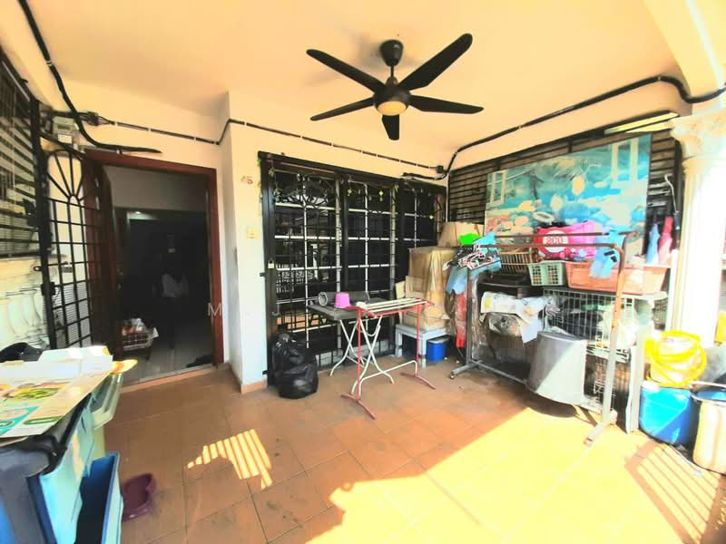 2-storey Terraced House for Sale in Taman Putra (Ampang) - M.J Zairin - Exterior - PropertyGuru.com.my