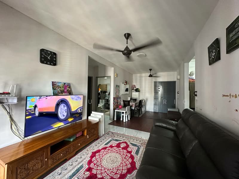 Apartment for Sale at Residensi Laguna Biru 2 - Amirul Nasyriq - Living Room - PropertyGuru.com.my