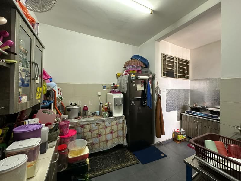 Apartment for Sale at Residensi Laguna Biru 2 - Amirul Nasyriq - Kitchen - PropertyGuru.com.my