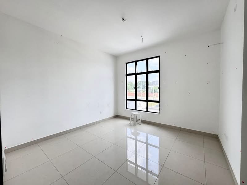 2-storey Terraced House for Sale in Bandar Baru Permas Jaya (Permas Jaya) - Yik Tat - PropertyGuru.com.my