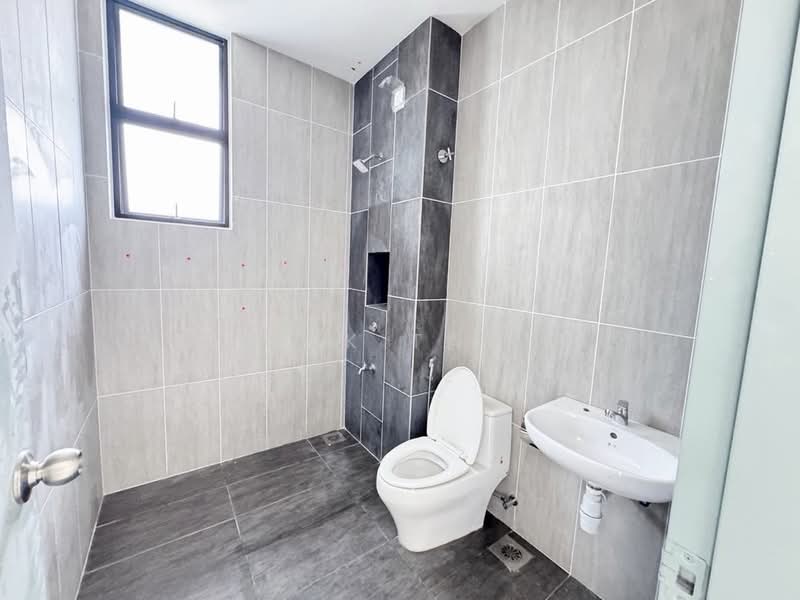 2-storey Terraced House for Sale in Bandar Baru Permas Jaya (Permas Jaya) - Yik Tat - PropertyGuru.com.my