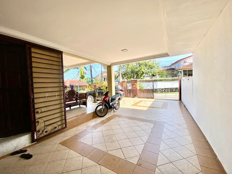 Semi-Detached House for Sale in Ampang Jaya (Ampang) - Firdaussazwan Mustafa - Exterior - PropertyGuru.com.my