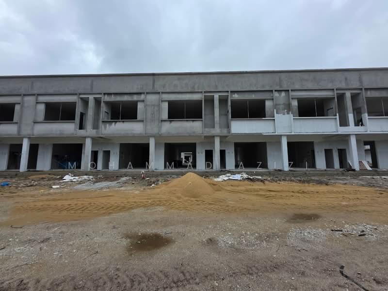 Shop / Office for Sale in Taman Perdana (Pekan) - Mohammad Azizi - Exterior - PropertyGuru.com.my