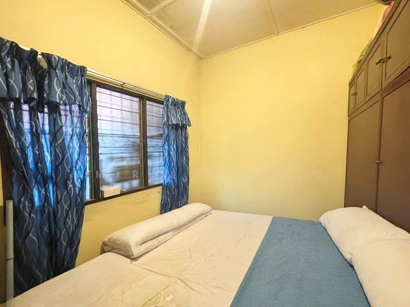 Taman Desa Kencana untuk Untuk Dijual - RM 365,000, Mac 2026 - Bedroom - PropertyGuru.com.my