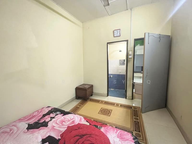 Taman Desa Kencana untuk Untuk Dijual - RM 365,000, Mac 2026 - Bedroom - PropertyGuru.com.my