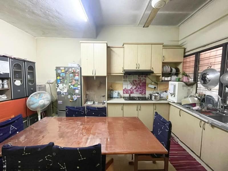 Taman Desa Kencana untuk Untuk Dijual - RM 365,000, Mac 2026 - Kitchen - PropertyGuru.com.my