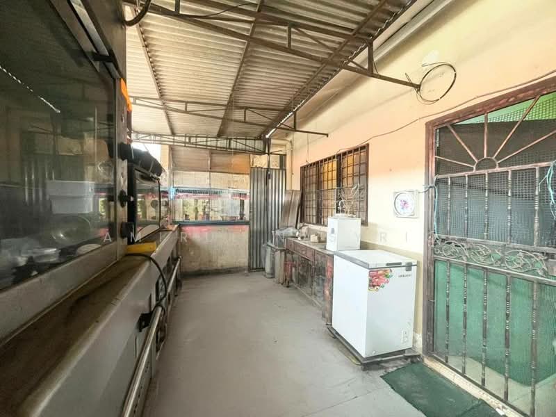 Taman Desa Kencana untuk Untuk Dijual - RM 365,000, Mac 2026 - Kitchen - PropertyGuru.com.my