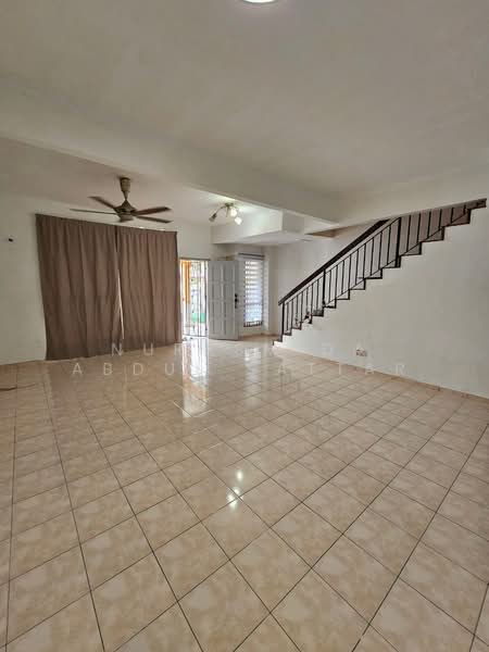 D'Melia Taman Bandar Senawang untuk Untuk Dijual - RM 395,000, Mac 2026 - Living Room - PropertyGuru.com.my