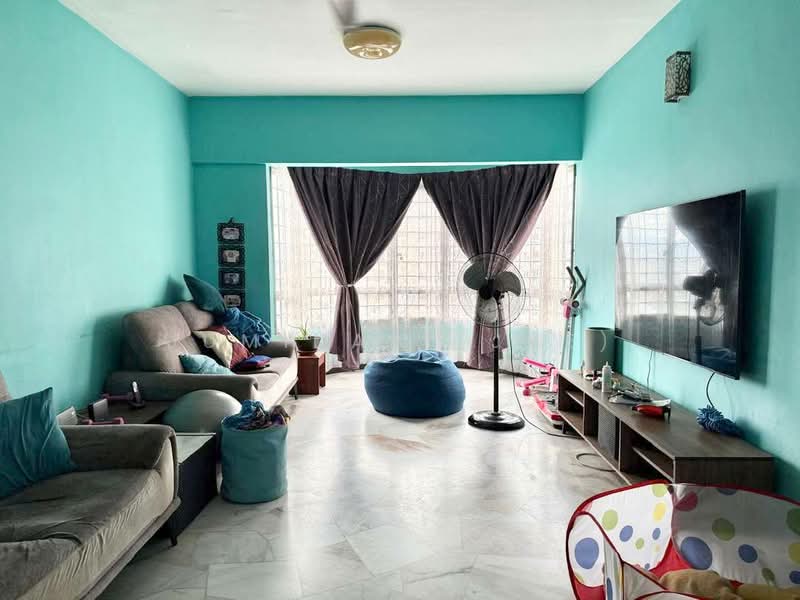Sri Intan 2 untuk Untuk Dijual - RM 315,000, Mac 2026 - Living Room - PropertyGuru.com.my