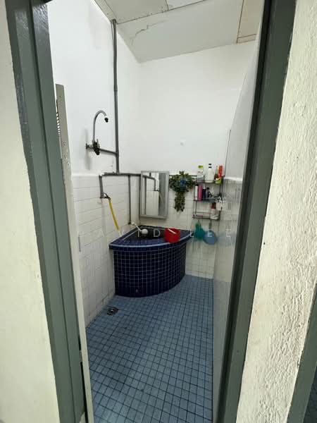 Taman Sukun untuk Untuk Dijual - RM 300,000, Feb 2026 - Bathroom - PropertyGuru.com.my