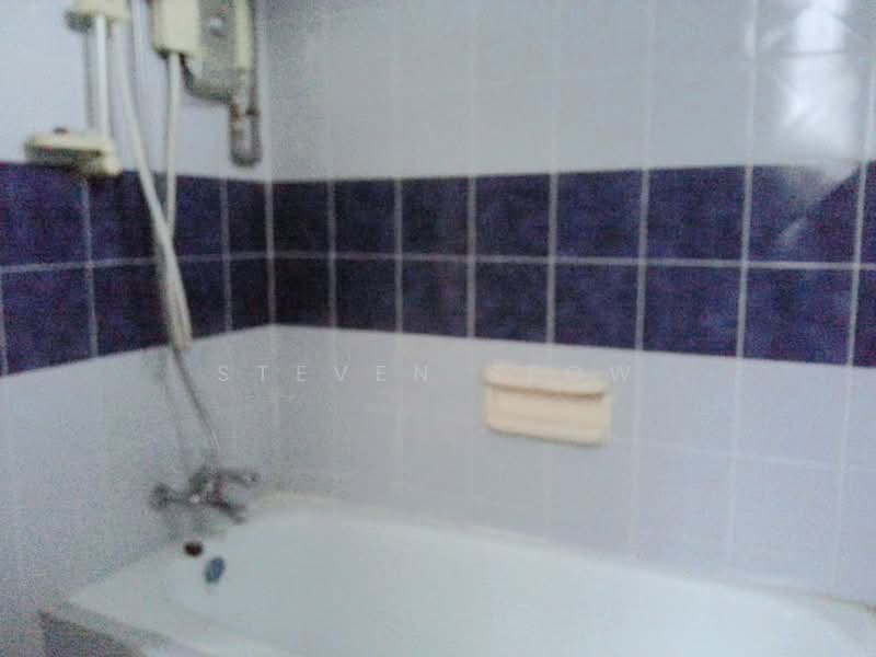 Desa Universiti untuk Untuk Disewa - RM 1,700 /bulan, Feb 2026 - Bathroom - PropertyGuru.com.my