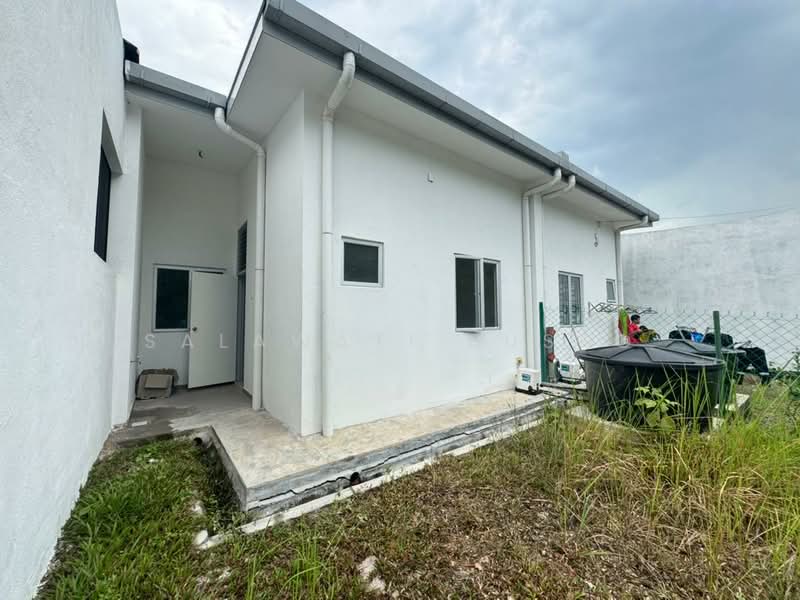 RUMAH BARU SIAP FREEHOLD Single Storey Terrace Jalan Kebun Seksyen 30 Shah Alam untuk Untuk Dijual - RM 480,000, Feb 2026 - Exterior - PropertyGuru.com.my