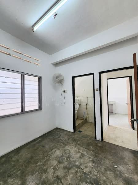 SS1 untuk Untuk Dijual - RM 1,800,000, Mac 2026 - Bathroom - PropertyGuru.com.my
