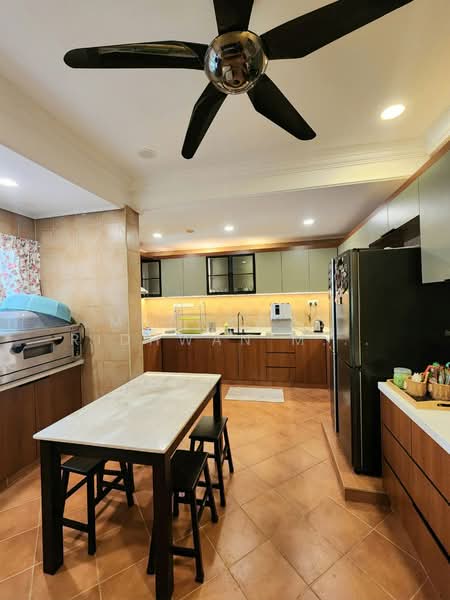 Semi-Detached House for Rent in SS7 (Petaling Jaya) - Muhammad Ridhwan Mohd Huzairi - Kitchen - PropertyGuru.com.my