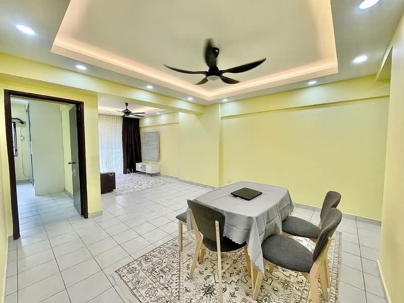 Apartment for Sale at Pangsapuri Sri Cempaka - Masnizah Arifin - Living Room - PropertyGuru.com.my