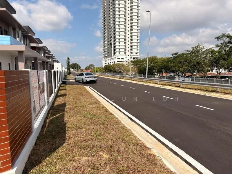 Semi-Detached House for Sale in Johor Bahru (Johor) - Guang Jun Loh - Exterior - PropertyGuru.com.my