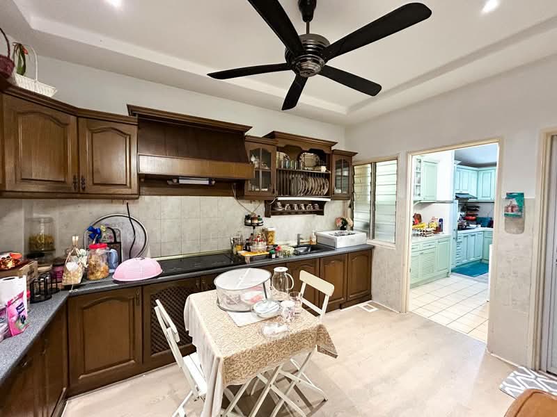 2-storey Terraced House for Sale in Bandar Tun Hussein Onn (Cheras) - Ammeer Nadzrai - Kitchen - PropertyGuru.com.my