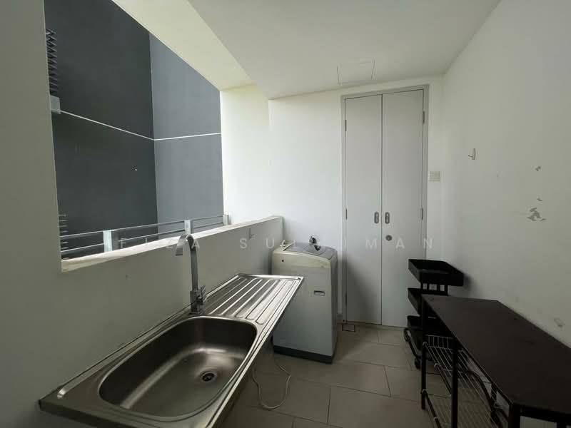 Bora Residences untuk Untuk Disewa - RM 2,600 /bulan, Feb 2026 - Balcony - PropertyGuru.com.my