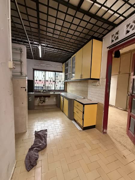 1-storey Terraced House for Sale in Taman Sri Tebrau (Johor Bahru) - SASER TAN. - Kitchen - PropertyGuru.com.my
