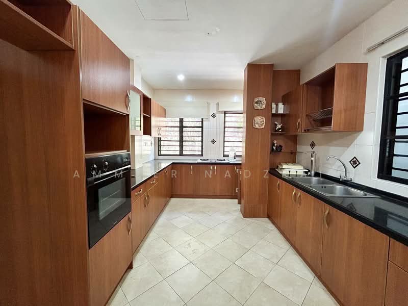 2-storey Terraced House for Sale in Bandar Tun Hussein Onn (Cheras) - Ammeer Nadzrai - Kitchen - PropertyGuru.com.my