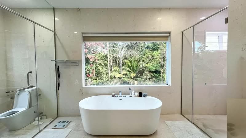 Bungalow for Sale in Kayangan Heights (Shah Alam) - Andy Riki - Bathroom - PropertyGuru.com.my