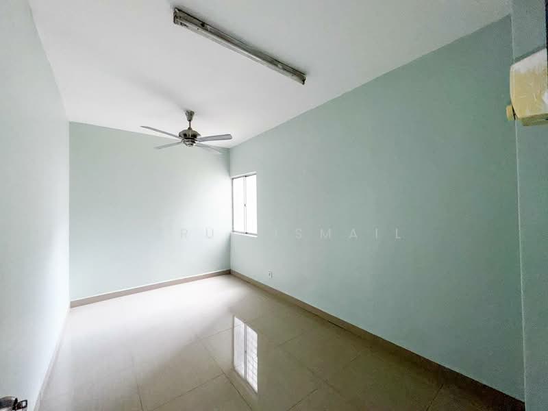 Apartment for Sale at Desa View Towers - Azrul Ismail - Interior - PropertyGuru.com.my