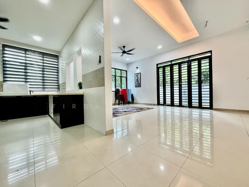 Bungalow for Sale in Taman Yarl (Jalan Klang Lama (Old Klang Road)) - Firdaus Husin - Living Room - PropertyGuru.com.my