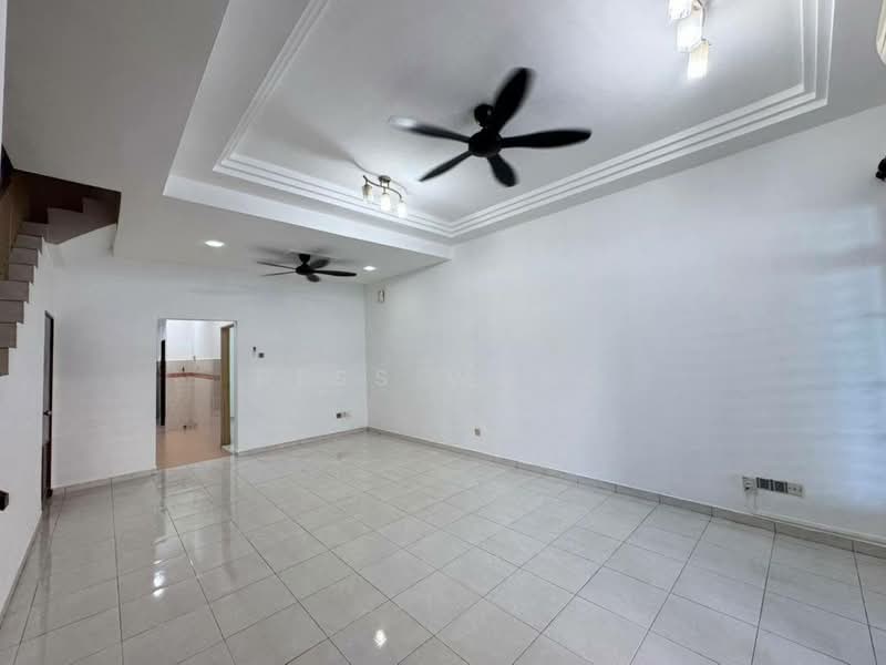 2-storey Terraced House for Sale in Johor Bahru (Johor) - Bess Wong - Living Room - PropertyGuru.com.my