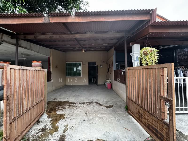 Taman Melaka Tamby Chik Karim Batu Berendam Melaka untuk Untuk Dijual - RM 260,000, Feb 2026 - Exterior - PropertyGuru.com.my