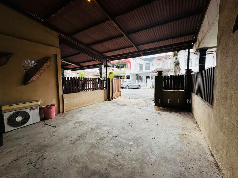 Taman Melaka Tamby Chik Karim Batu Berendam Melaka untuk Untuk Dijual - RM 260,000, Feb 2026 - Exterior - PropertyGuru.com.my