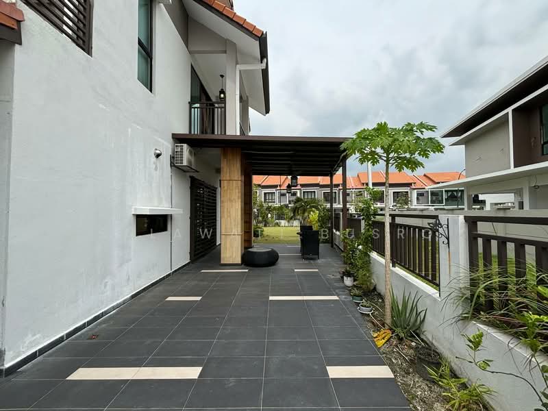 2-storey Terraced House for Sale in Alam Impian (Shah Alam) - Salawati Busro - Exterior - PropertyGuru.com.my