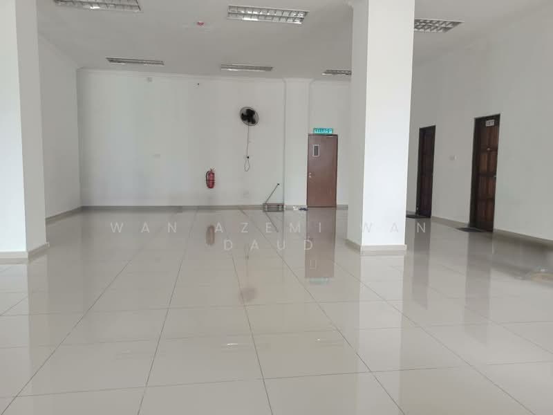 Shop / Office for Rent in Puncak Alam (Selangor) - Wan Azemi Wan Daud - Interior - PropertyGuru.com.my